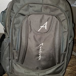Attache laptop backpack